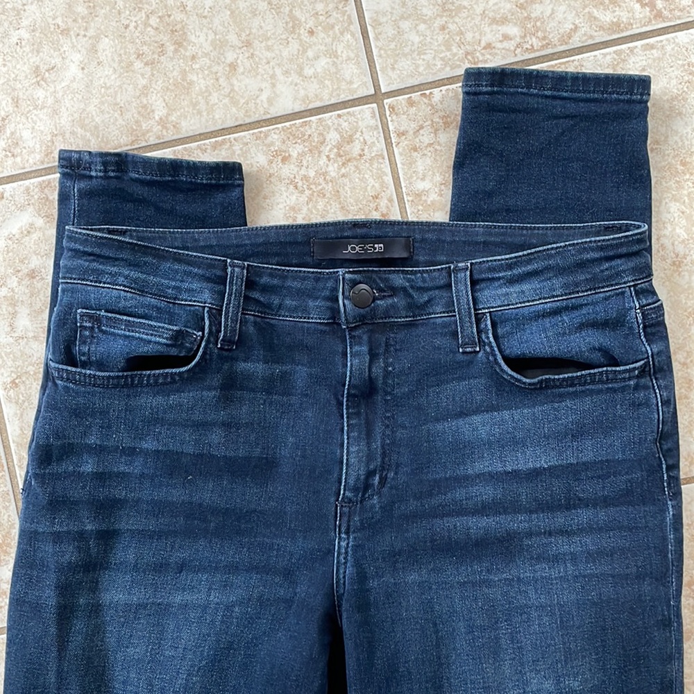Joe’s Jeans, curvy skinny ankle, size 30